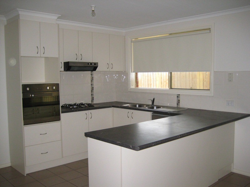 28 Redgum Circuit, Pakenham VIC 3810