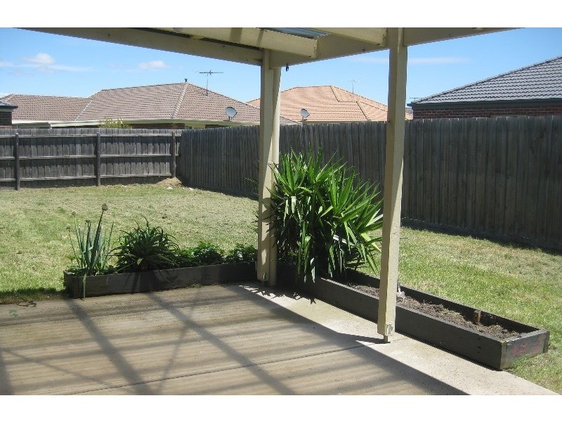 28 Redgum Circuit, Pakenham VIC 3810