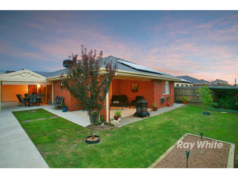 8 Sedgwick Court, Lynbrook VIC 3975