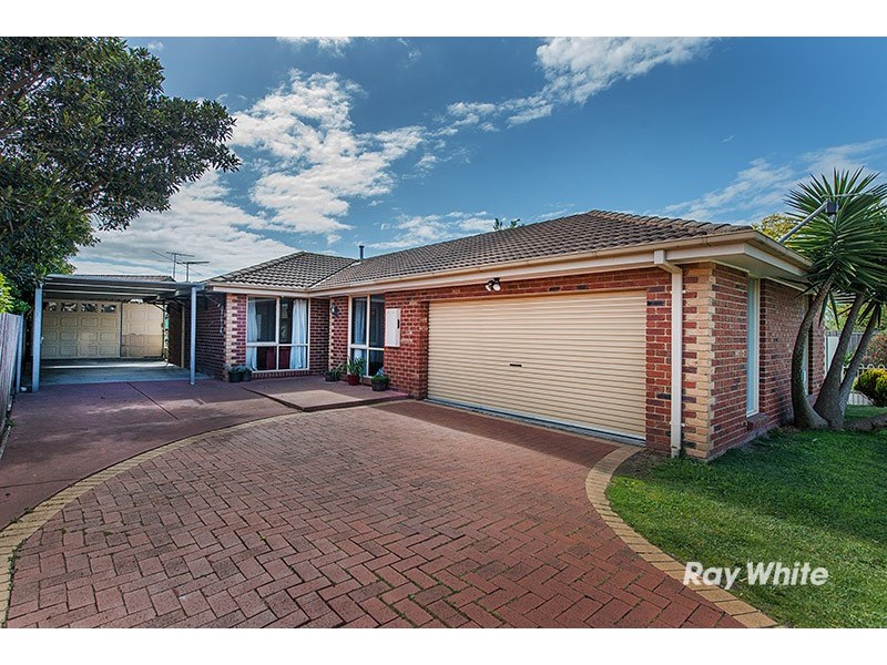 1 Willora Crescent, Cranbourne West VIC 3977
