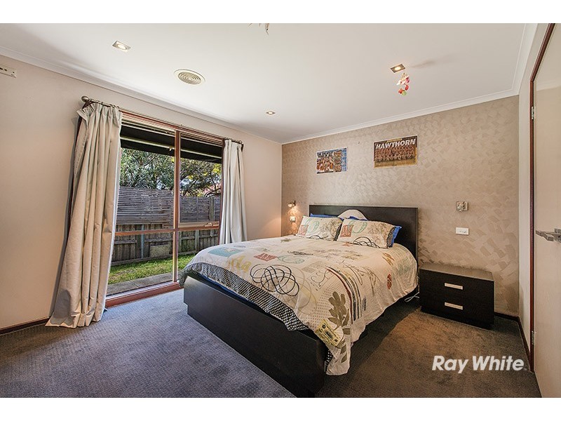 1 Willora Crescent, Cranbourne West VIC 3977