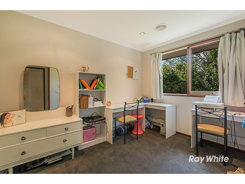 1 Willora Crescent, Cranbourne West VIC 3977