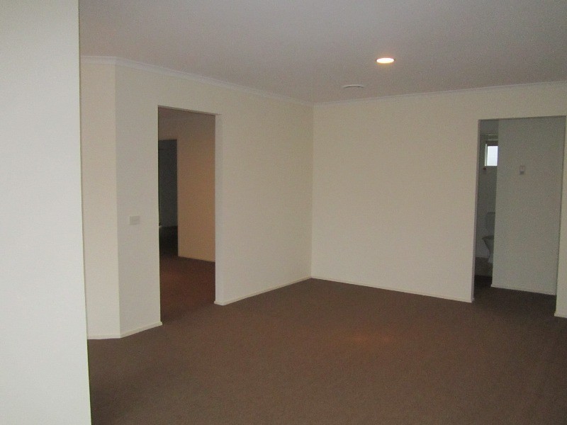 13 Cobungra Court, Hallam VIC 3803