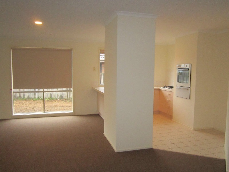 13 Cobungra Court, Hallam VIC 3803