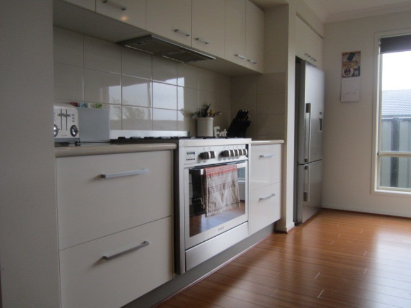 25 Falabela Road, Clyde North VIC 3978