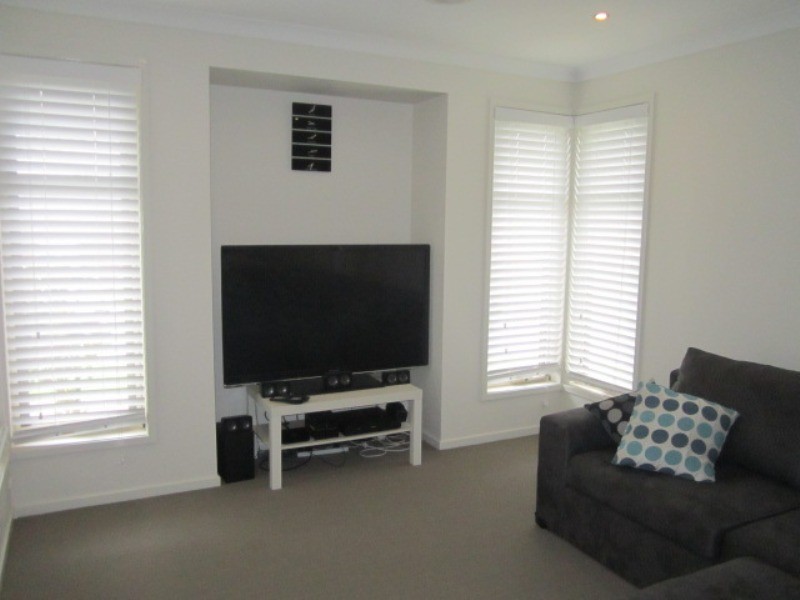 25 Falabela Road, Clyde North VIC 3978