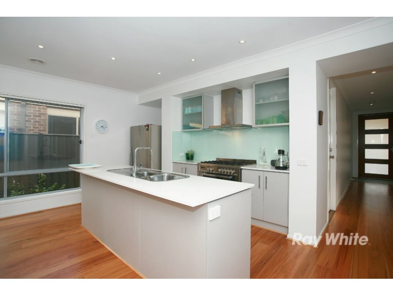 20 Jutland Close, Clyde North VIC 3978