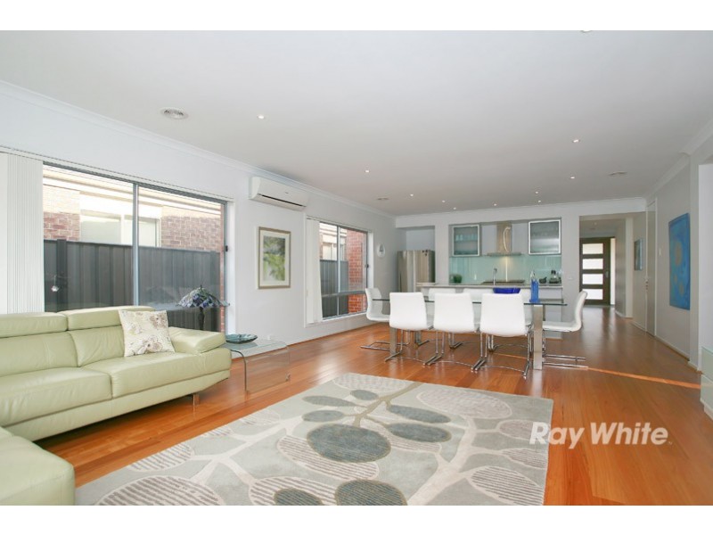 20 Jutland Close, Clyde North VIC 3978