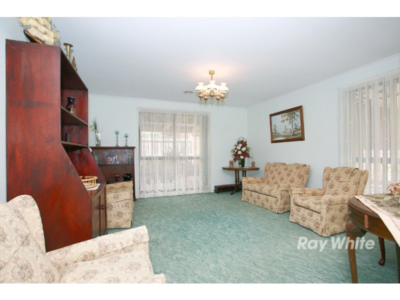 24 Berwick-Cranbourne Road, Cranbourne East VIC 3977