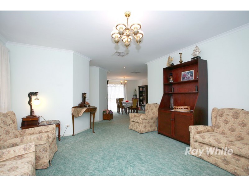 24 Berwick-Cranbourne Road, Cranbourne East VIC 3977