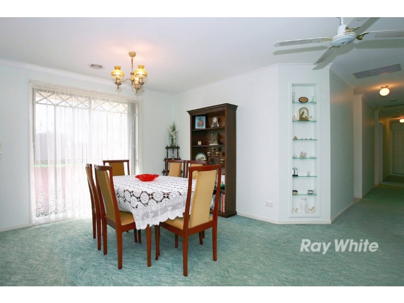 24 Berwick-Cranbourne Road, Cranbourne East VIC 3977