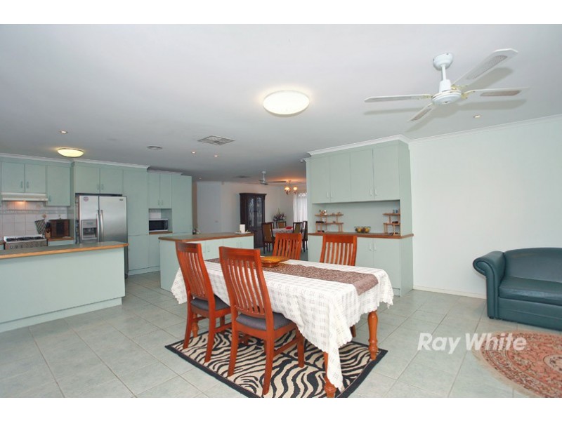 24 Berwick-Cranbourne Road, Cranbourne East VIC 3977