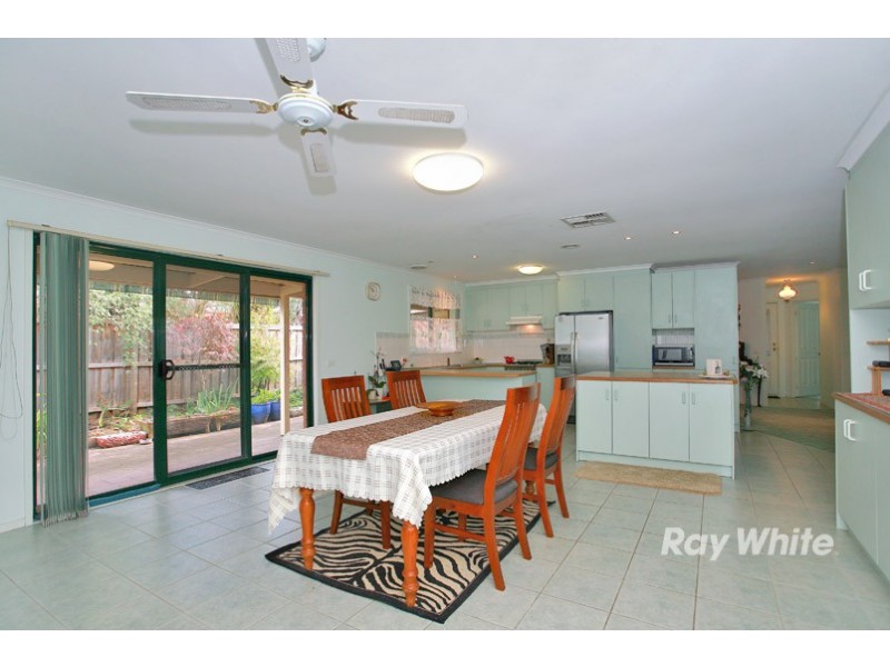 24 Berwick-Cranbourne Road, Cranbourne East VIC 3977