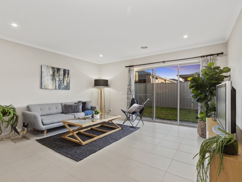 300 Casey Fields Boulevard, Cranbourne East VIC 3977