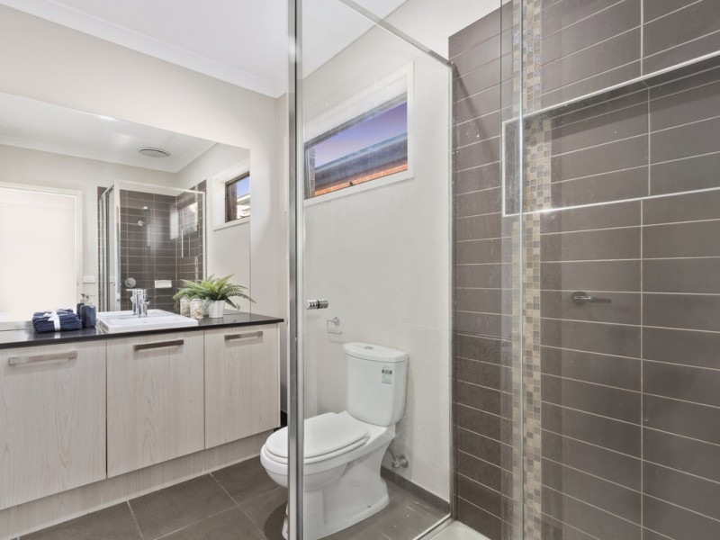 300 Casey Fields Boulevard, Cranbourne East VIC 3977