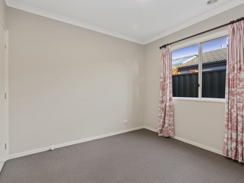 300 Casey Fields Boulevard, Cranbourne East VIC 3977