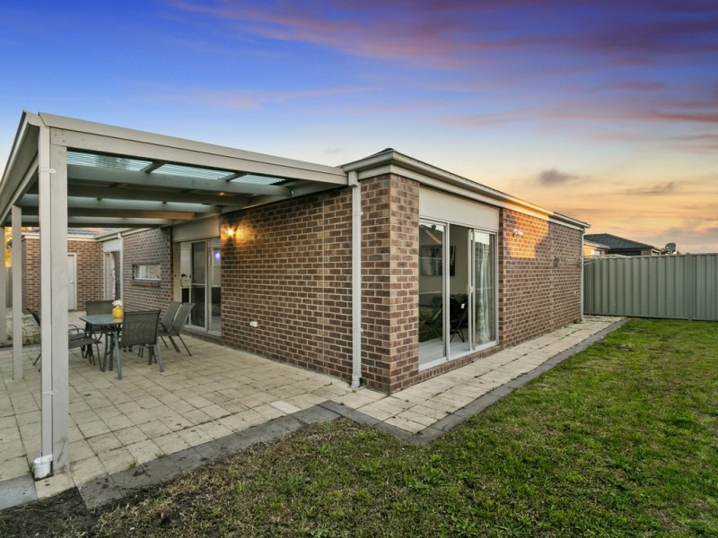 300 Casey Fields Boulevard, Cranbourne East VIC 3977