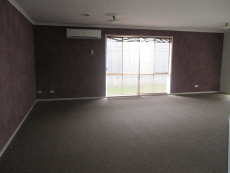 34 Genista Road, Cranbourne West VIC 3977