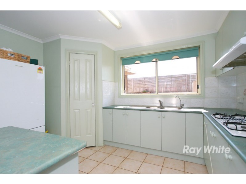 3 Rimes Close, Cranbourne West VIC 3977