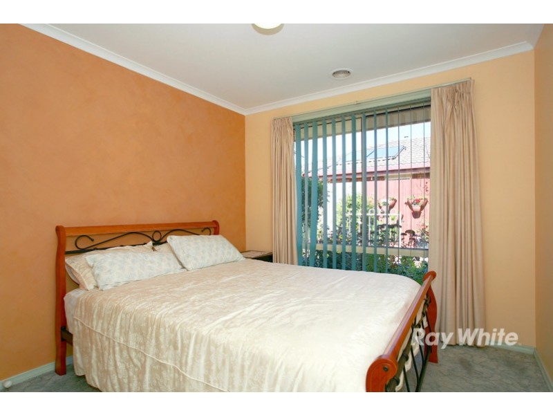 3 Rimes Close, Cranbourne West VIC 3977
