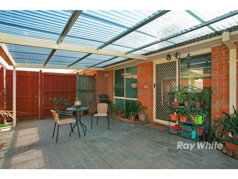 3 Rimes Close, Cranbourne West VIC 3977