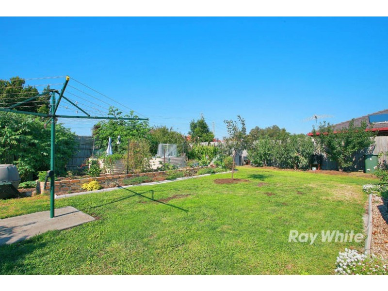 3 Rimes Close, Cranbourne West VIC 3977