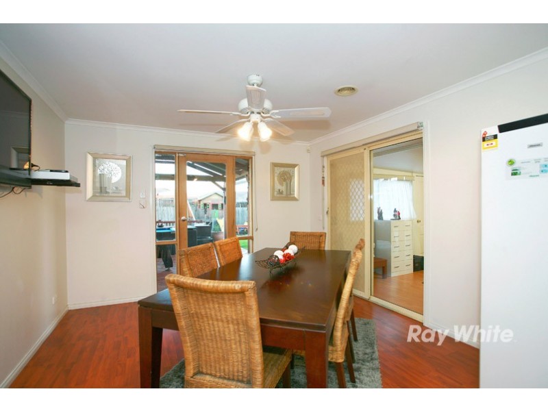 12 Bates Street, Cranbourne West VIC 3977