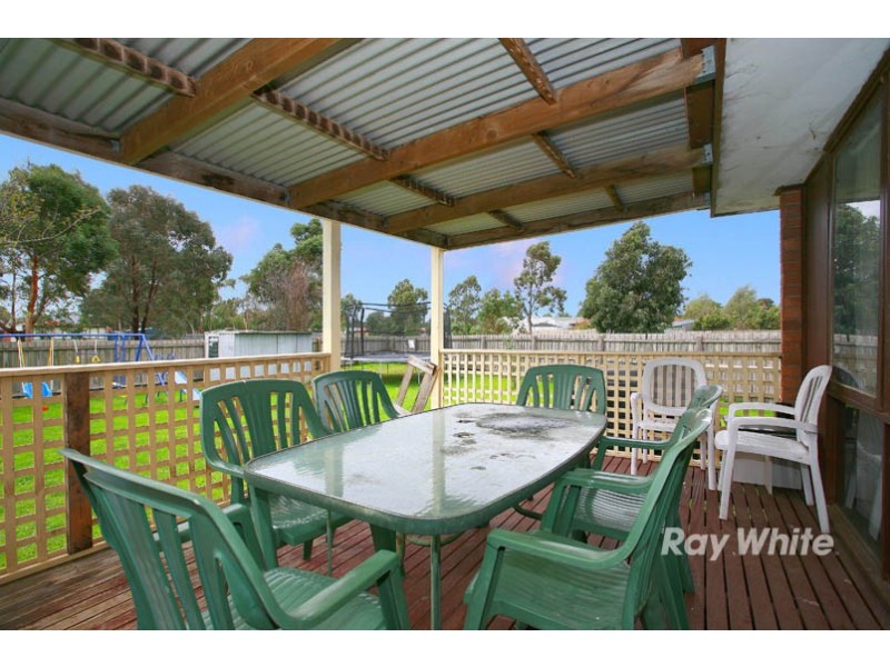 12 Strzelecki Court, Cranbourne North VIC 3977