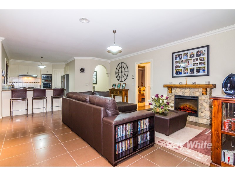 19 Rosslare Place, Cranbourne VIC 3977