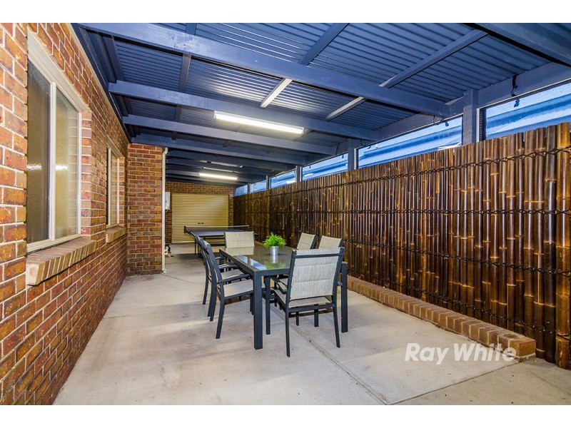 19 Rosslare Place, Cranbourne VIC 3977