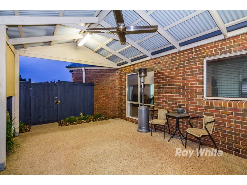19 Rosslare Place, Cranbourne VIC 3977