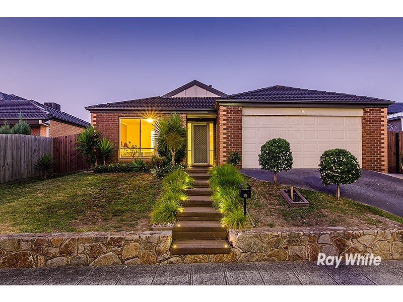 6 Lockwood Rise, Lynbrook VIC 3975