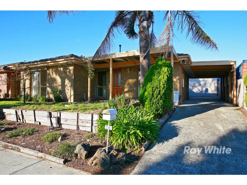10 James Wyman Place, Hampton Park VIC 3976