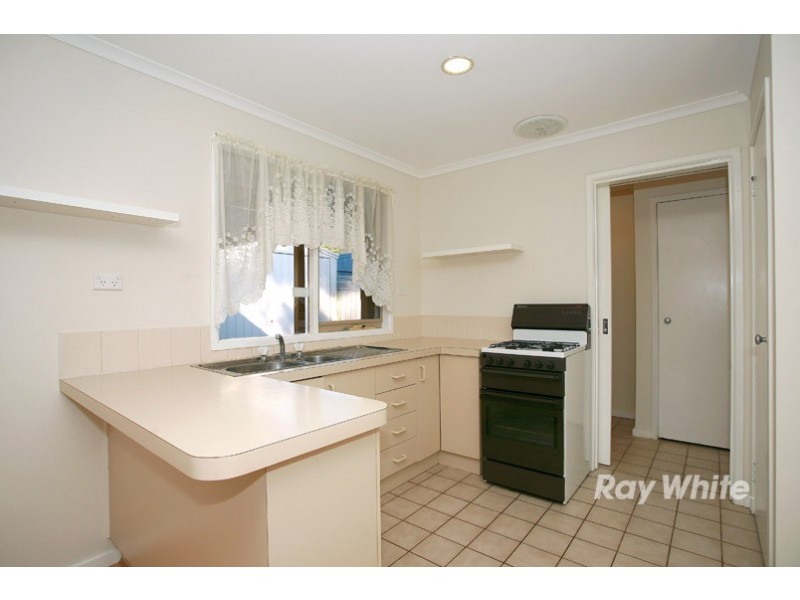 10 James Wyman Place, Hampton Park VIC 3976