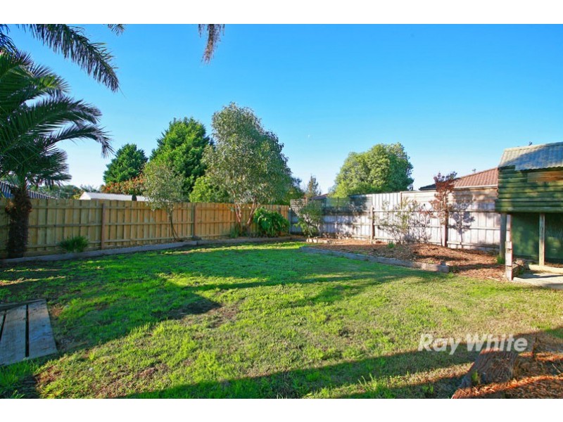 10 James Wyman Place, Hampton Park VIC 3976