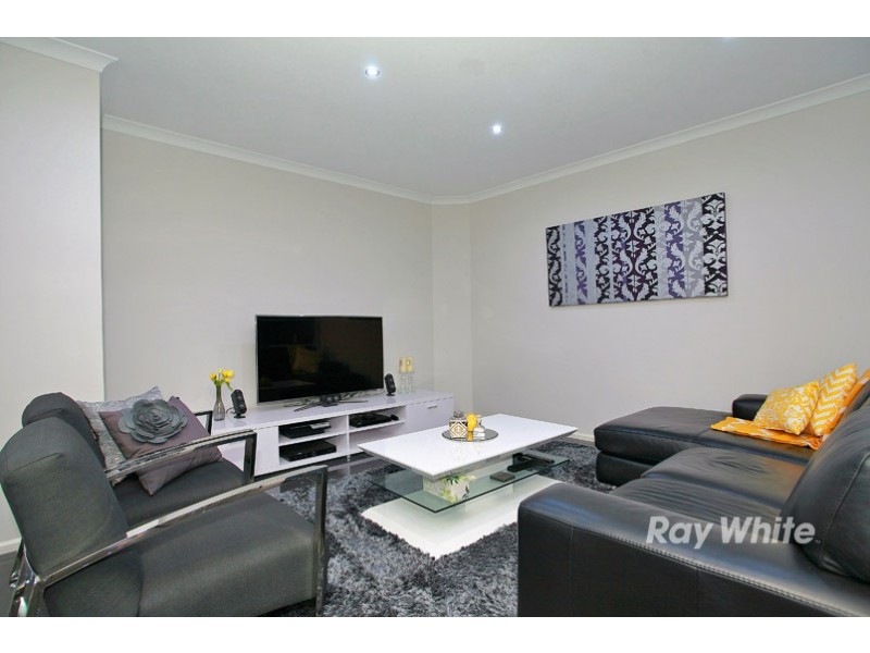 12 Gregson Grove, Lyndhurst VIC 3975