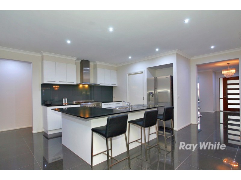 12 Gregson Grove, Lyndhurst VIC 3975