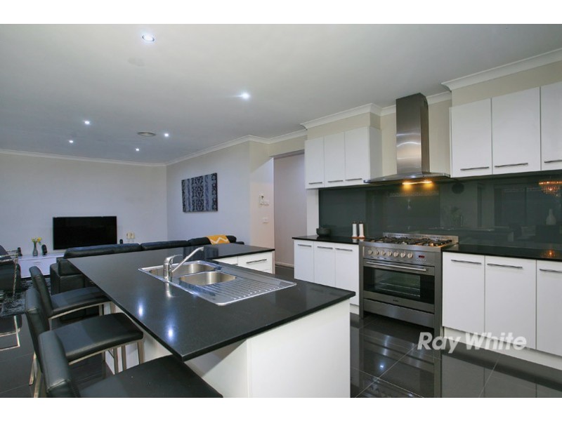 12 Gregson Grove, Lyndhurst VIC 3975