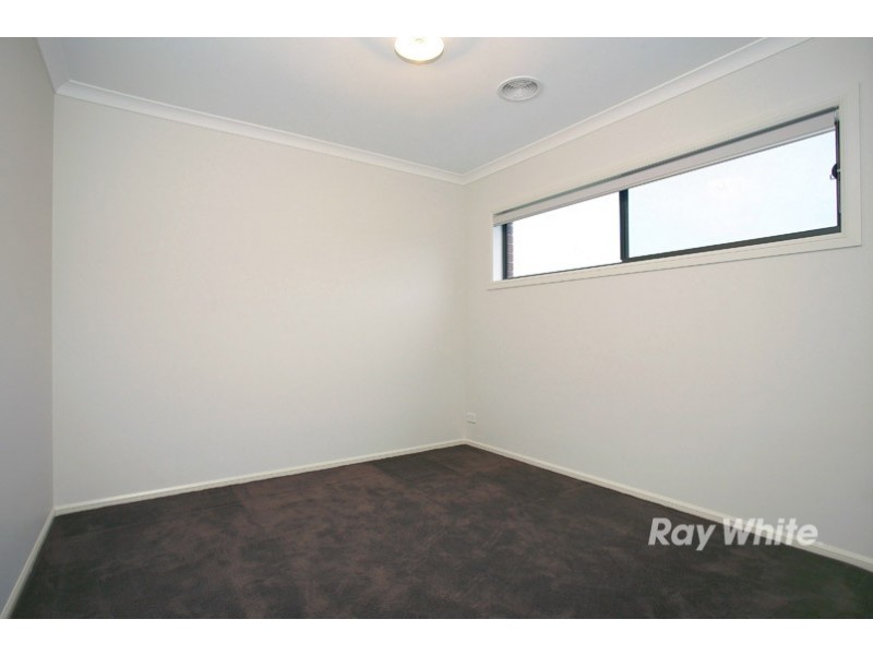 12 Gregson Grove, Lyndhurst VIC 3975