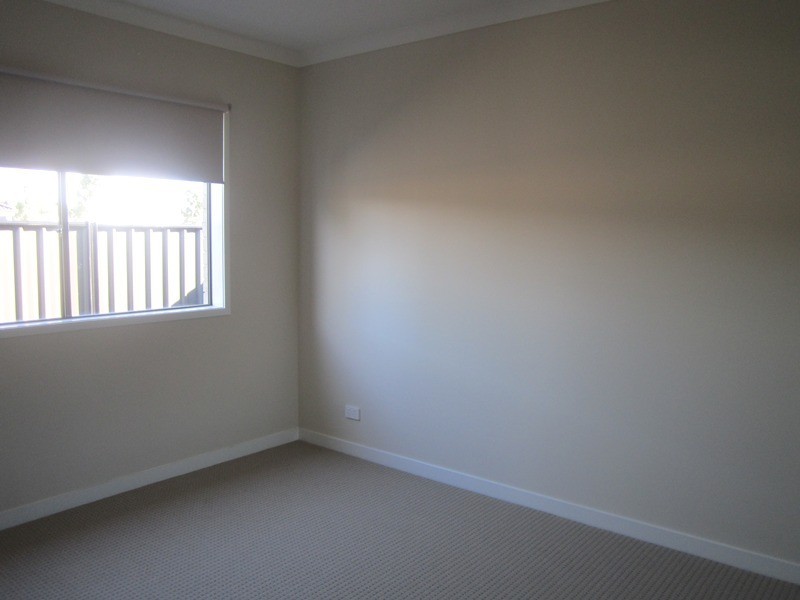 96 Heather Grove, Clyde North VIC 3978