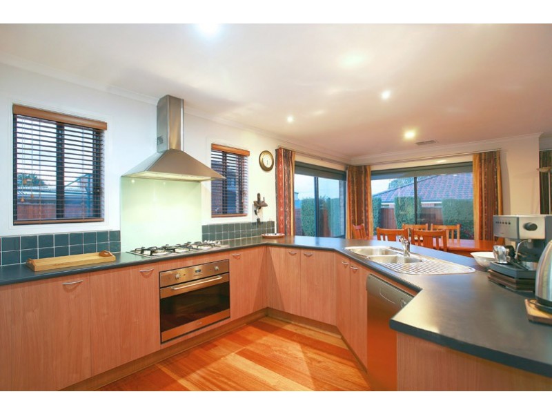 6 Red Oak Terrace, Lyndhurst VIC 3975