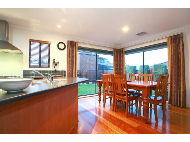 6 Red Oak Terrace, Lyndhurst VIC 3975