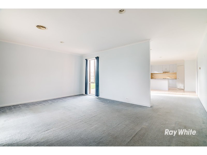 6 Jasa Crescent, Cranbourne West VIC 3977