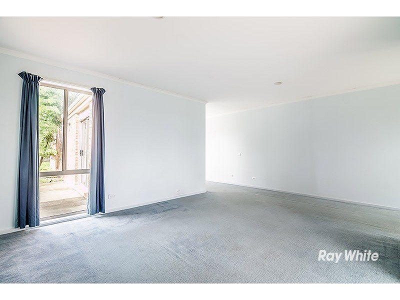 6 Jasa Crescent, Cranbourne West VIC 3977