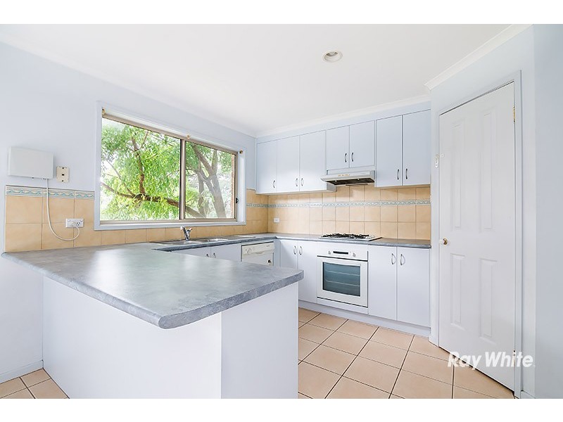 6 Jasa Crescent, Cranbourne West VIC 3977