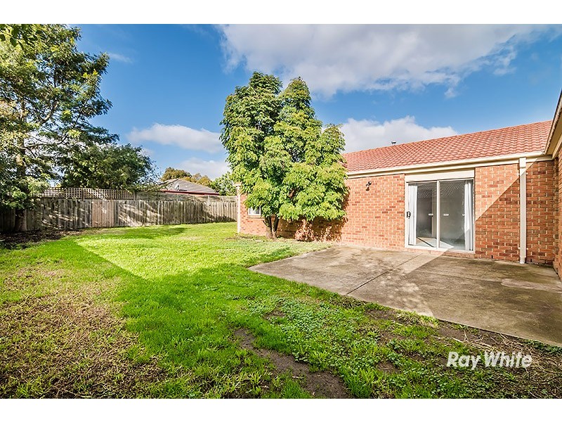 6 Jasa Crescent, Cranbourne West VIC 3977