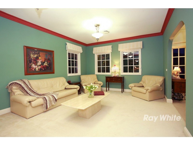 9 Nagle Court, Rowville VIC 3178