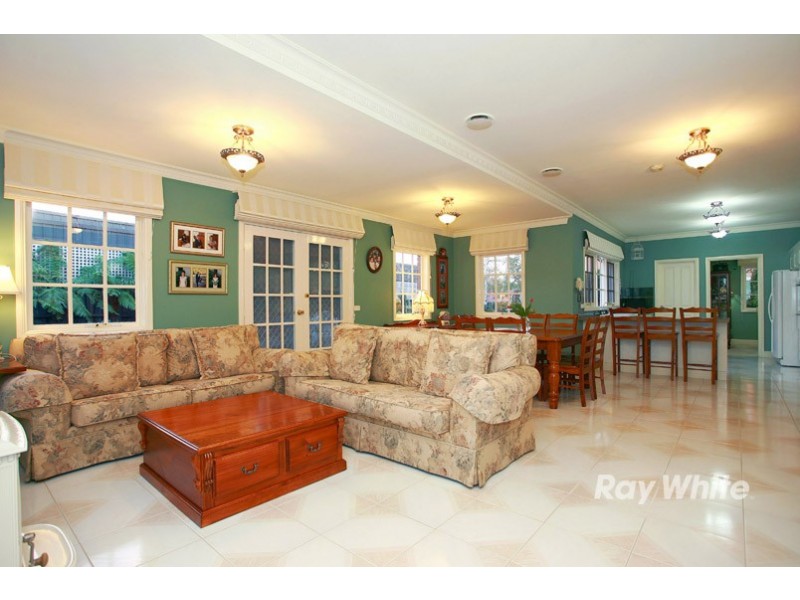 9 Nagle Court, Rowville VIC 3178