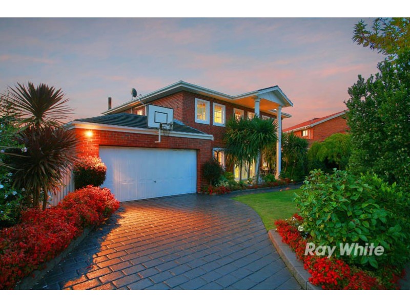 9 Nagle Court, Rowville VIC 3178