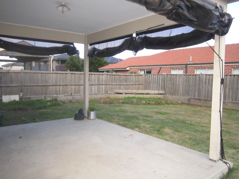 2 Benbrook Place, Lyndhurst VIC 3975